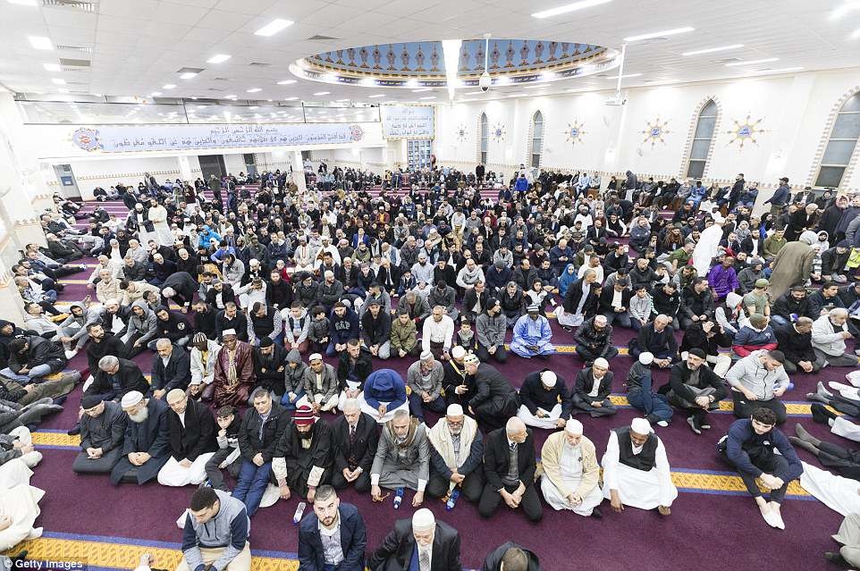 تصاویر | اقامه نماز عید فطر در استرالیا