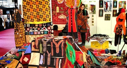برپایی نمایشگاه  صنایع دستی شاخص فارس در شیراز
