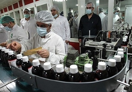 چرا مردم به داروهای ایرانی اعتماد ندارند؟/ توضیح رئیس سازمان غذا ودارو درباره فساد در واردات دارو