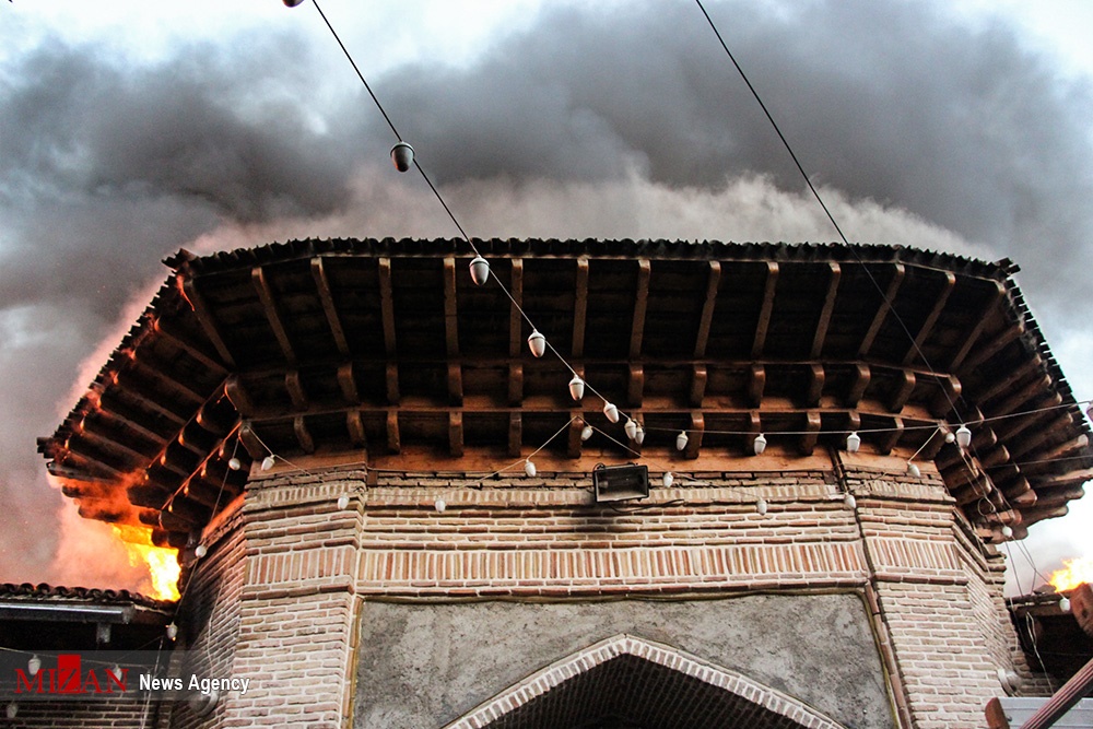 تصاویر | آتش‌سوزی مهیب مسجد جامع و بازار ساری