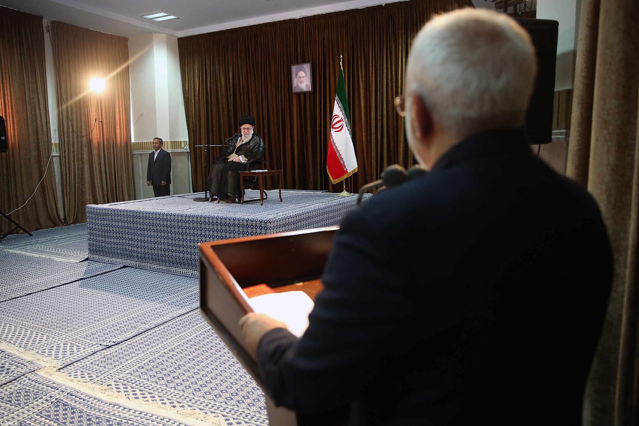 ظریف در دیدار با مقام معظم رهبری: پروژه ایران‌هراسی را شکست دادیم