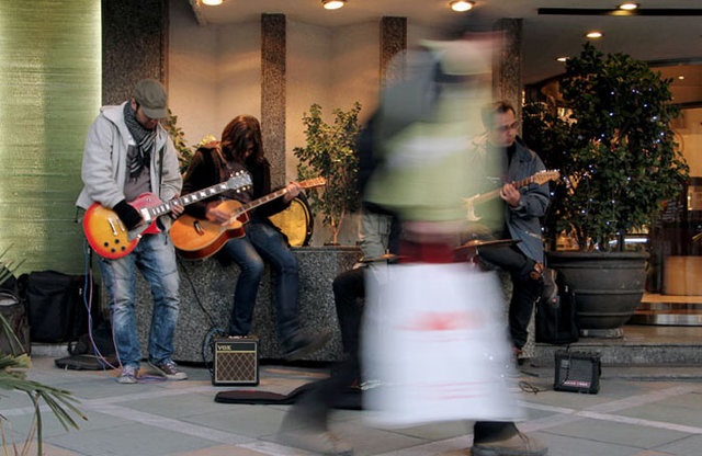 از شهر صدایی می‌آید؛ رواج موسیقی‌های خیابانی در تهران