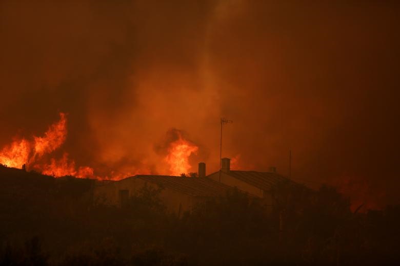 تصاویر | آتشی که ۱۴۵۰ آتش‌نشان نتوانستند خاموشش کنند