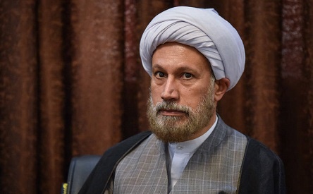 راهکار و پیشنهاد یک امام جمعه برای جلوگیری از شایعه‌سازی علیه شورای نگهبان