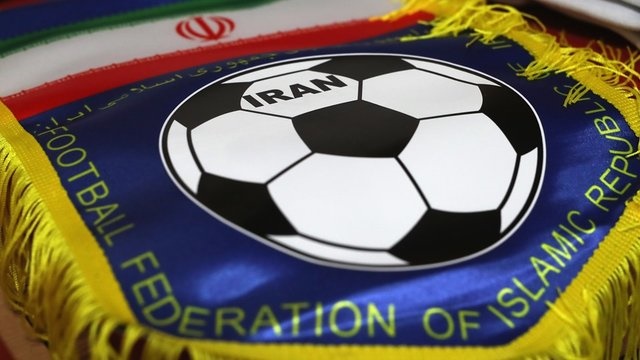 تلاش وکیل علی کریمی برای انحلال فدراسیون فوتبال