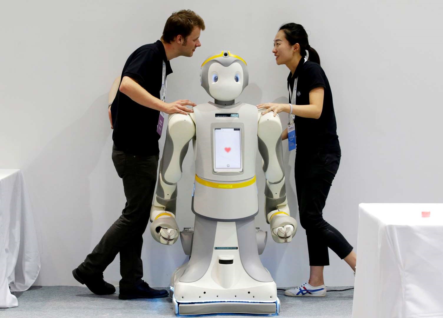 ربات‌ها ۲۰ میلیون شغل را تصاحب می‌کنند
