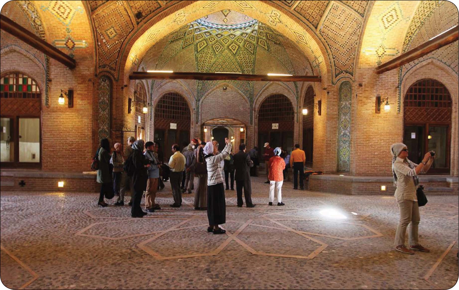 زیبایی‌ها و عجایب بازار سنتی قزوین، پایتخت کهن ایران زمین