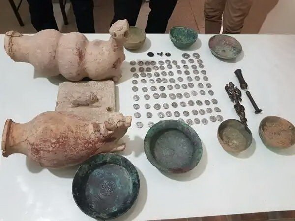  مجسمه گیلگمش و آثار ۳۰۰۰ ساله در کرمانشاه کشف شدند
