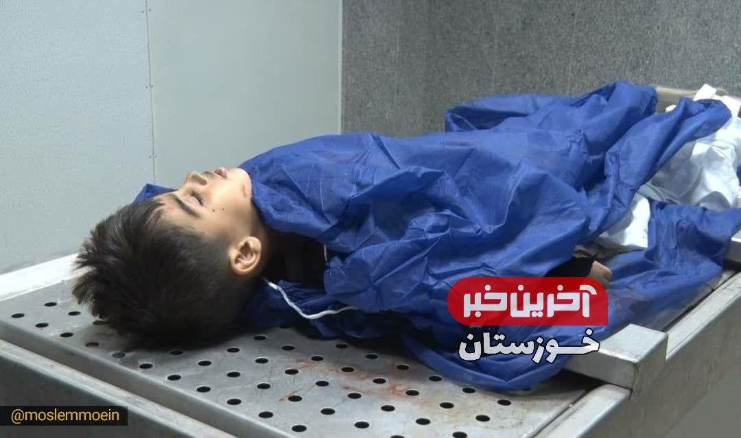 عکس | پیکر بی‌جان کودکی که در حمله تروریستی اهواز به شهادت رسید